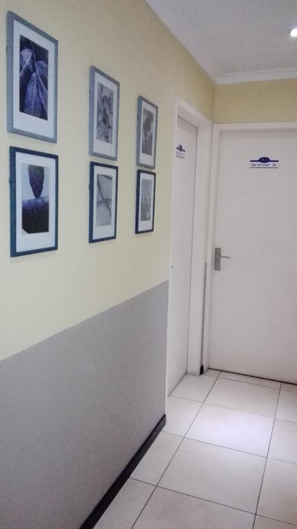Villa Via Hotel Midrand Bagian luar foto
